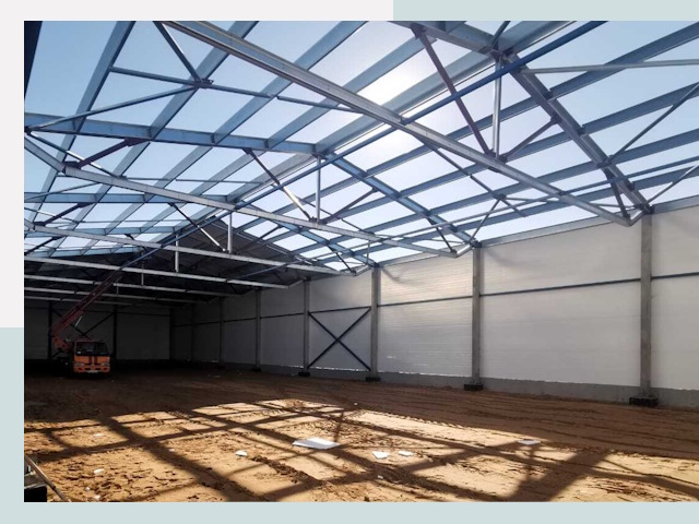 Строительство сенохранилищ в Камне-на-Оби