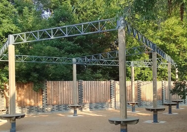 Терраса из металлоконструкций под ключ, проектирование, изготовление и монтаж от СтальСтрой-Кно